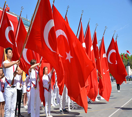 Türk Bayrağı,Masa Bayrakları,Gönder ve Benzinlik Bayrakları,Atatürk Posterleri,Yelken Bayrakları,Süsleme ve İpe Dizili Bayraklar,Ülke Bayrakları,Dijital Baskı Afiş,Kırlangıç Bayraklar,Okul Flamaları,Hatıra Bayrakları,Rollup Bayrakları,17'li Türk Devletleri Bayrakları,Grev Önlüğü,Masa Örtüsü